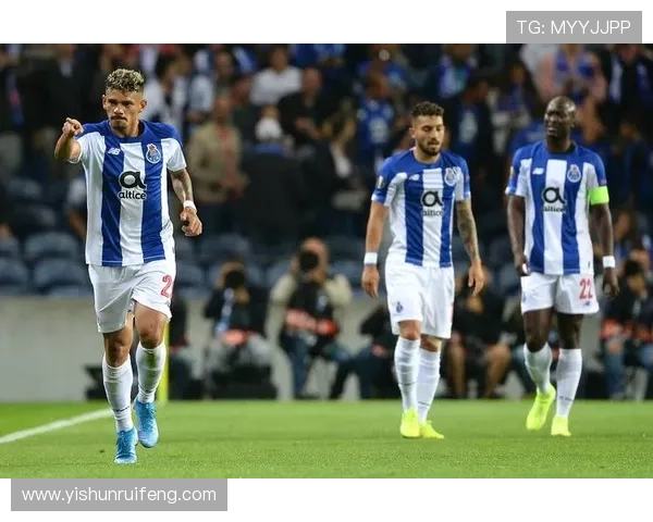 巴西足球明星在国际舞台上的辉煌成就与影响力探讨